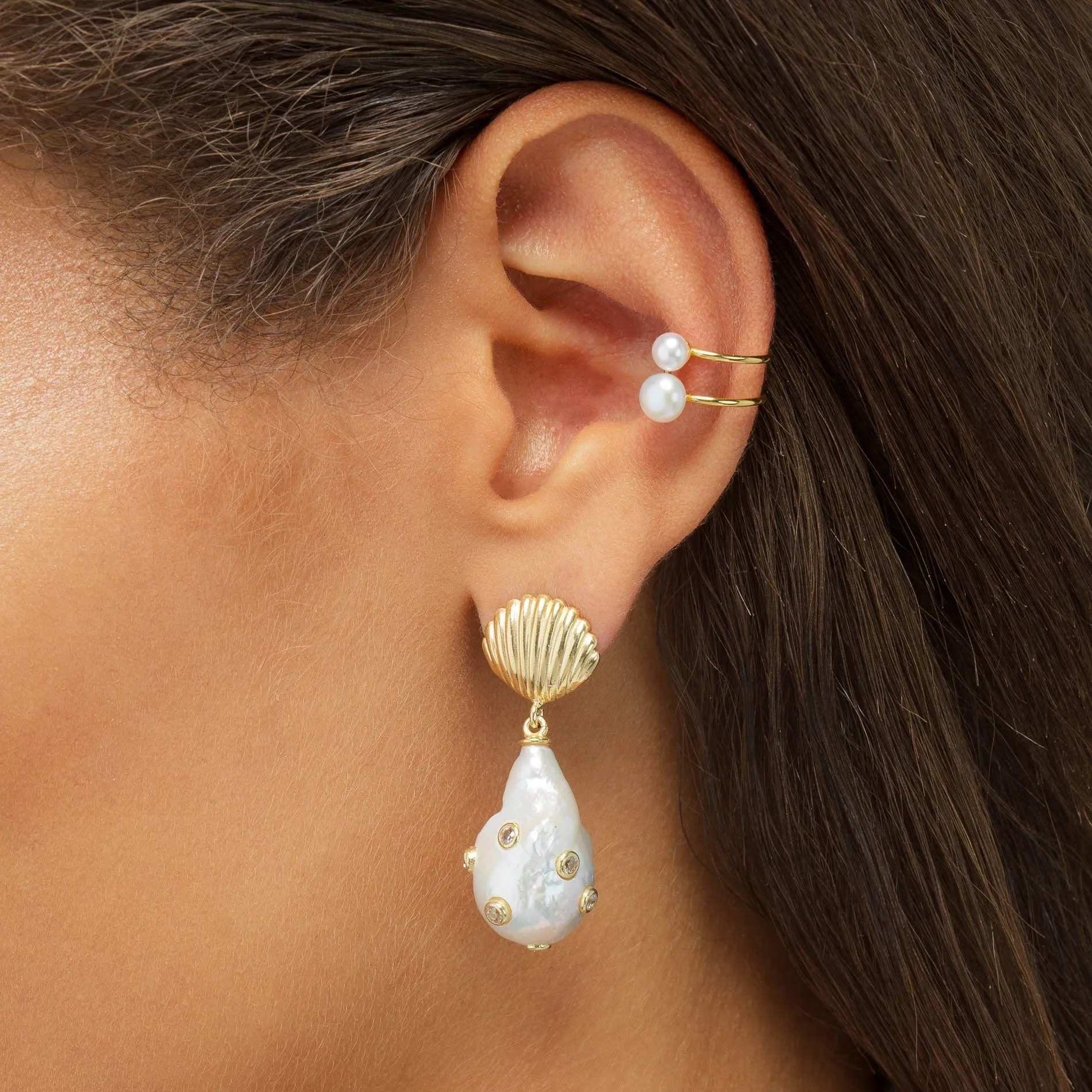 Pearl Bezel Stud Earring