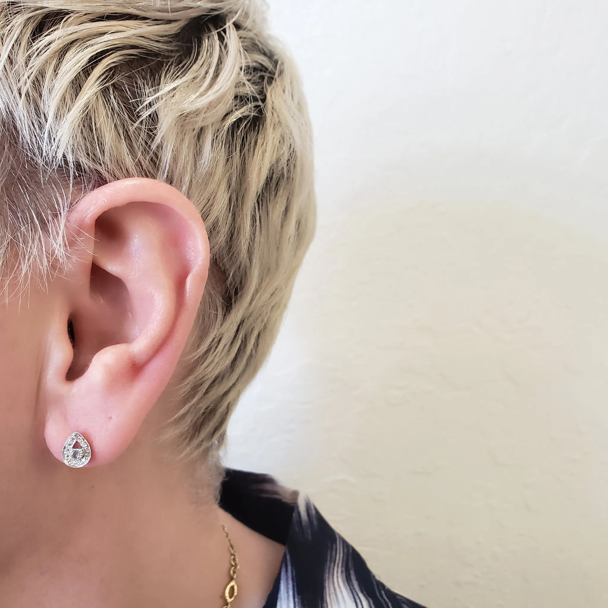 Plume White Diamond Stud Earrings