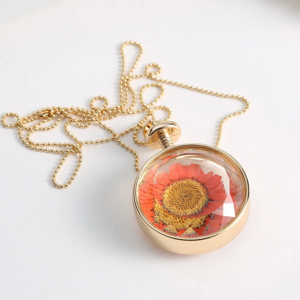 Pressed Flower Circle Shaped Charm Pendant Necklace