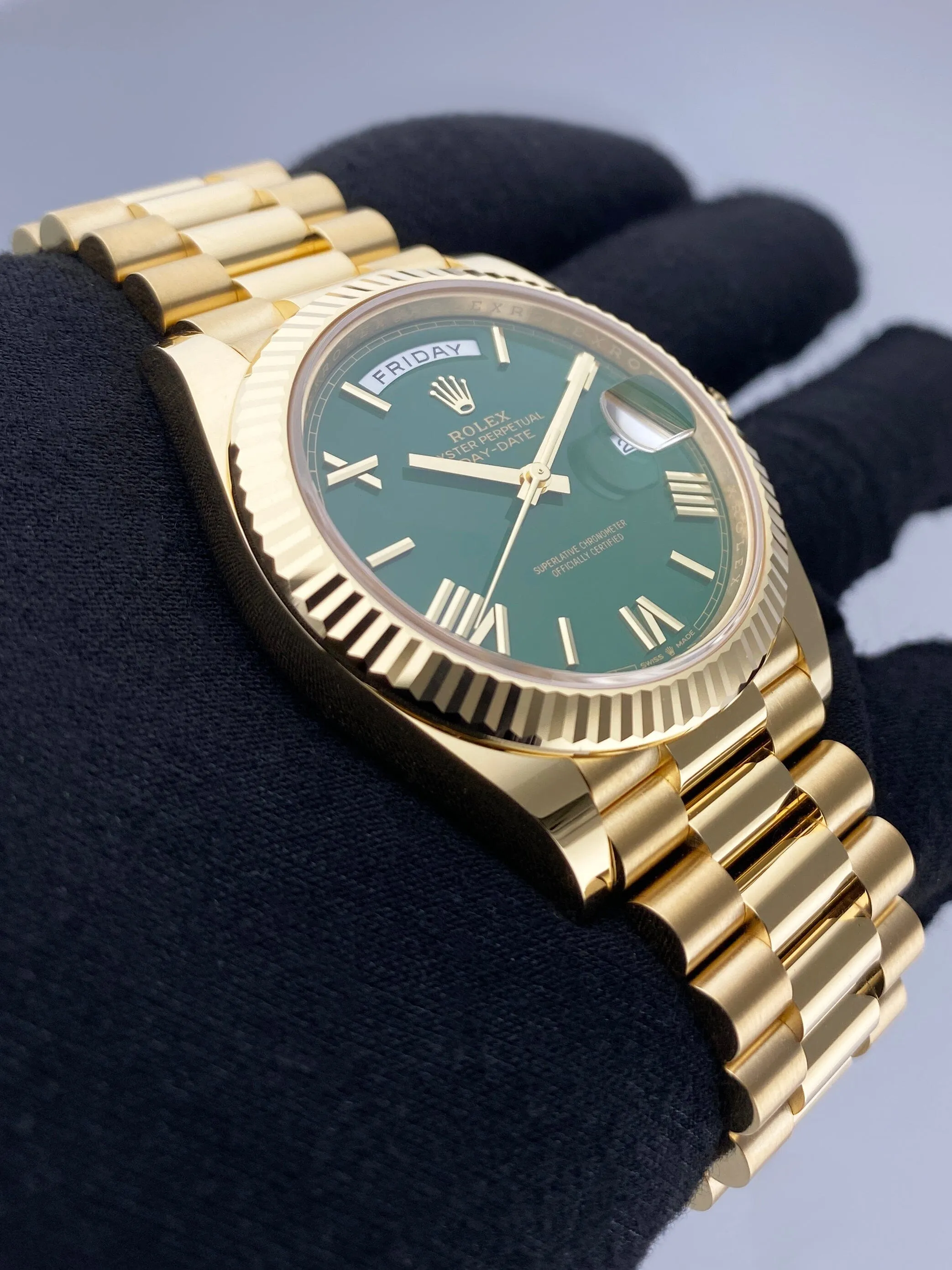 Rolex Day-Date 228238 Green Dial 18K Yellow Gold Mens Watch Box Papers