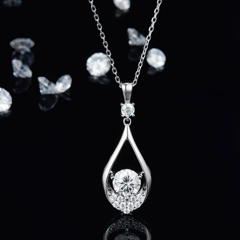 Round Cut 1.0CT Moissanite Teardrop Pendant Necklace