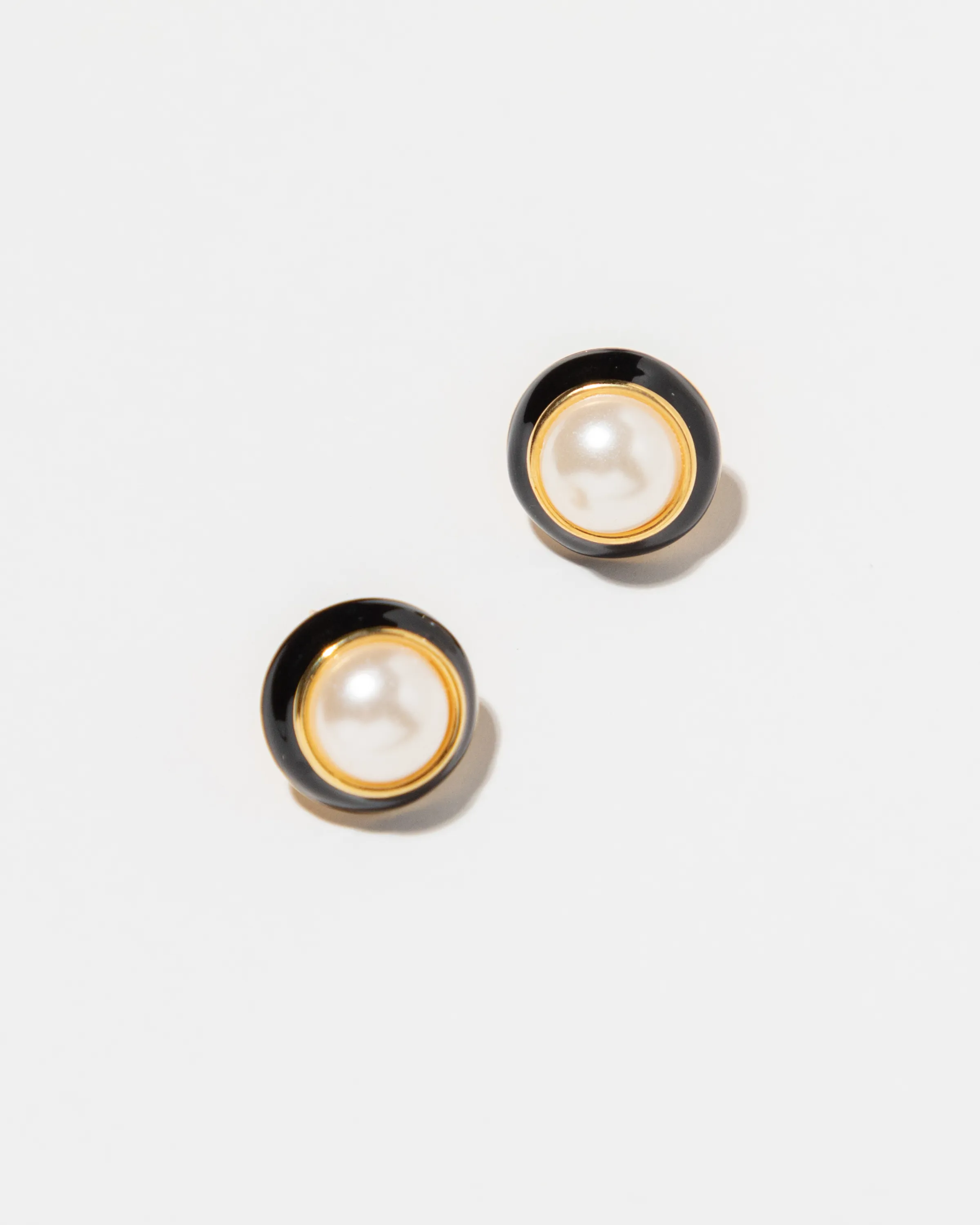Round Pearl Enamel Stud Earrings