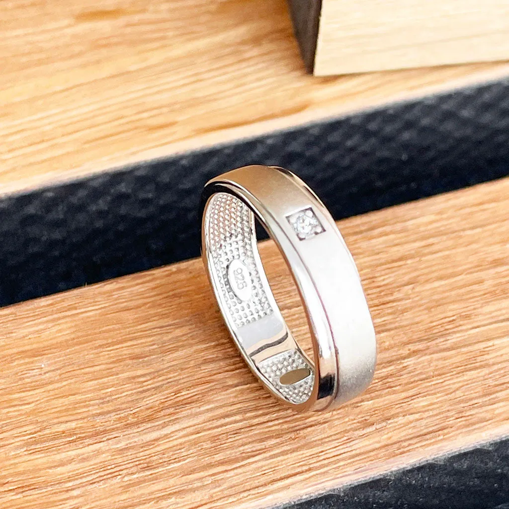 Silver Twisted Matt and Polished Cubic Zirconia Band