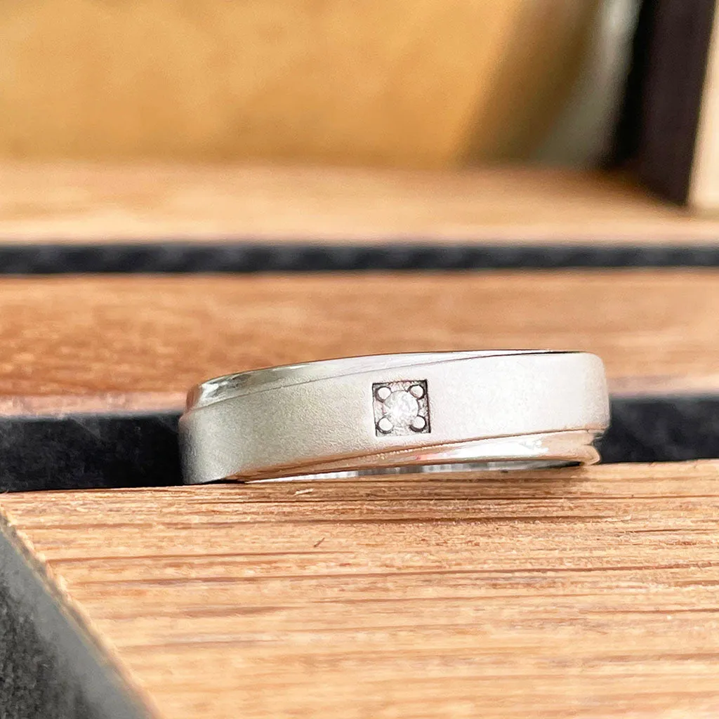 Silver Twisted Matt and Polished Cubic Zirconia Band