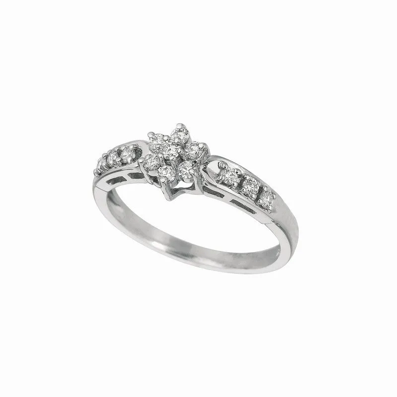 SMALL FLOWER DIAMOND RING 14K GOLD (0.35 CTW)
