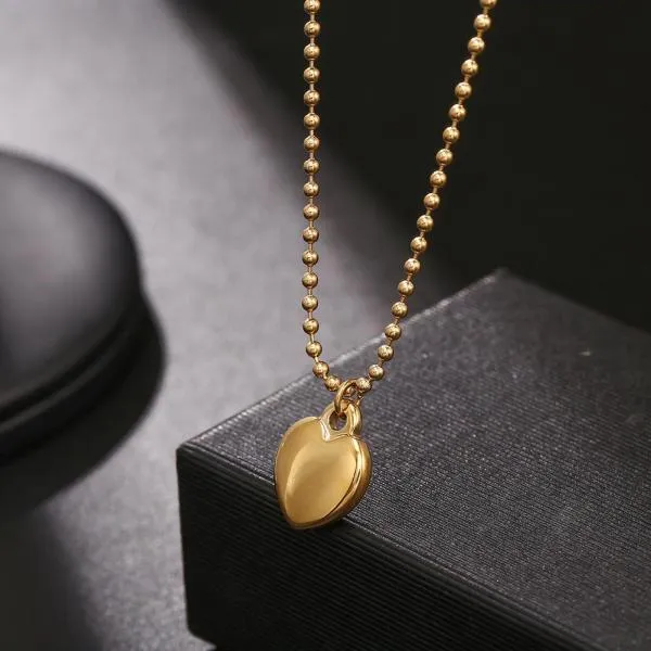 Stainless Steel Light Necklace Summer New Heart-shaped Clavicle Chain