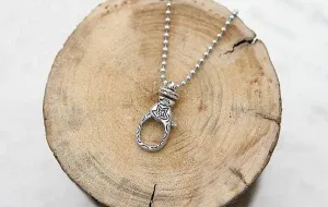 Star Lobster Clasp Charm Catcher