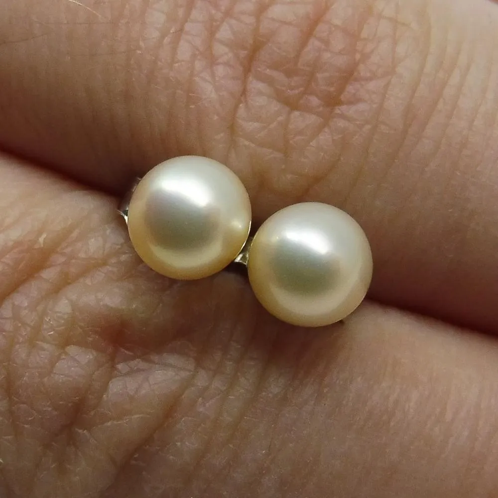 Sterling Silver 5mm Pair Natural Baby Pink Pearl Stud Earrings