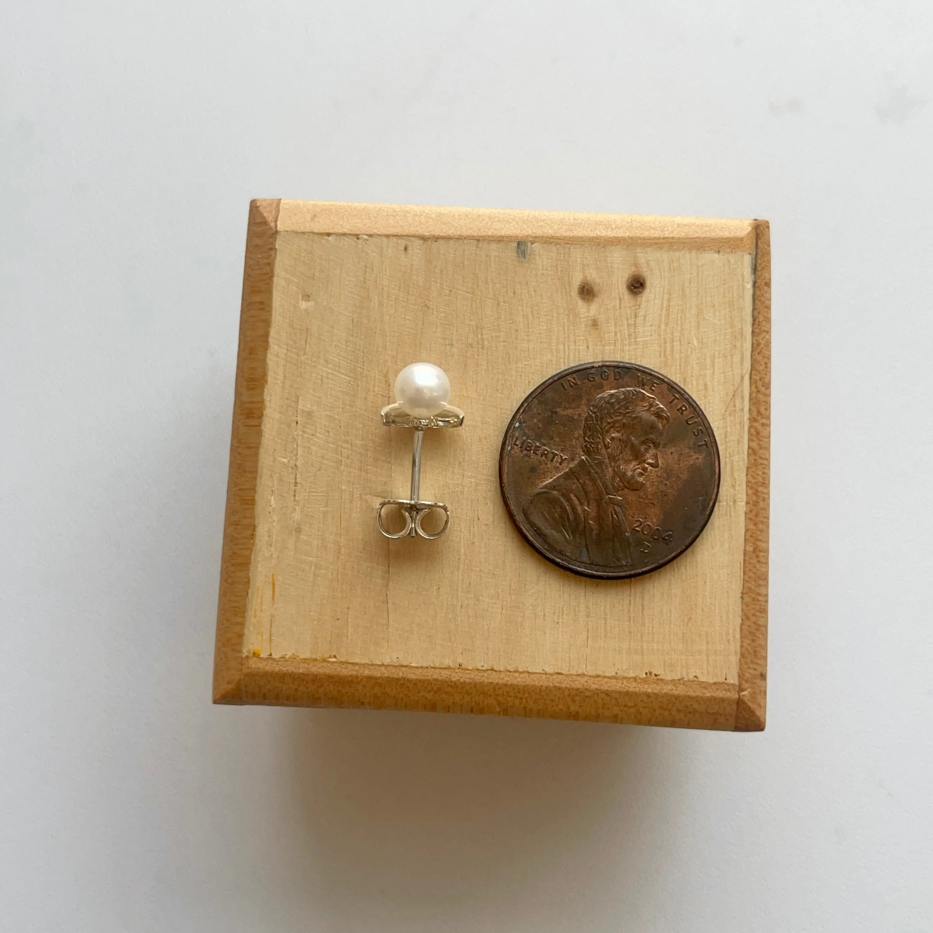 Sterling Silver Freshwater Pearl Crescent Moon Stud Earrings
