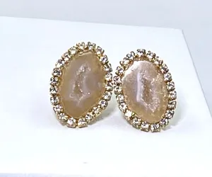 Tabasco Geode Slice Stud Earrings Golden Beige