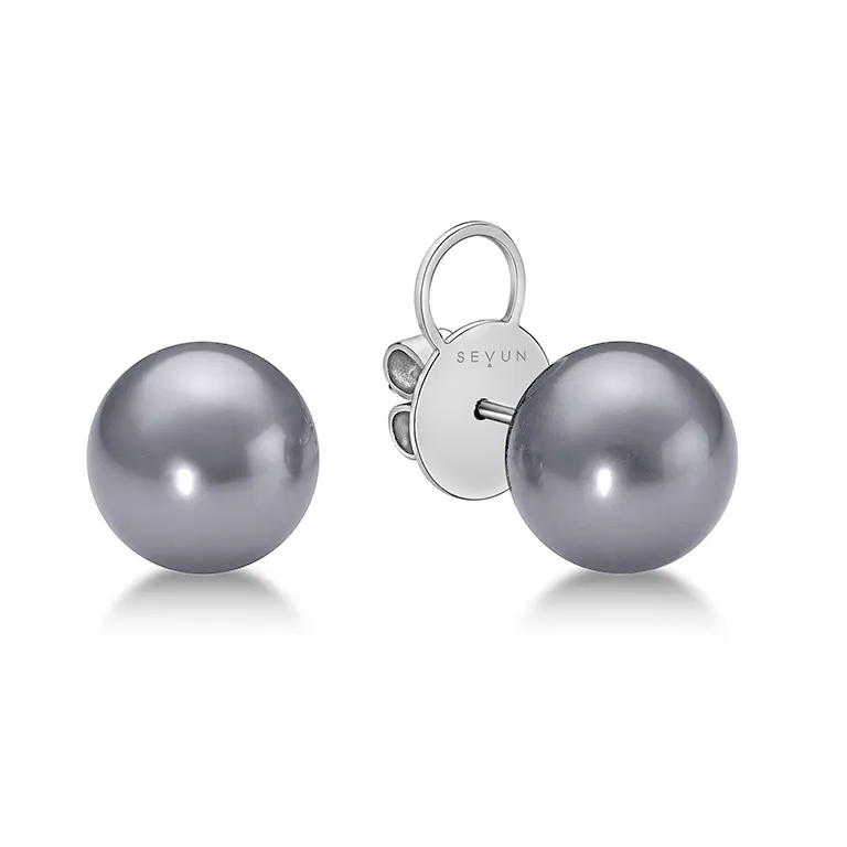 Tahitian Medium Gray Pearl Earrings