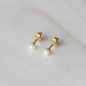 The Gracie Classic Tiny Pearl Earrings