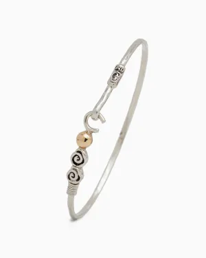 The Hook Bracelet with Double Swirls, 2mm - Gold Dot