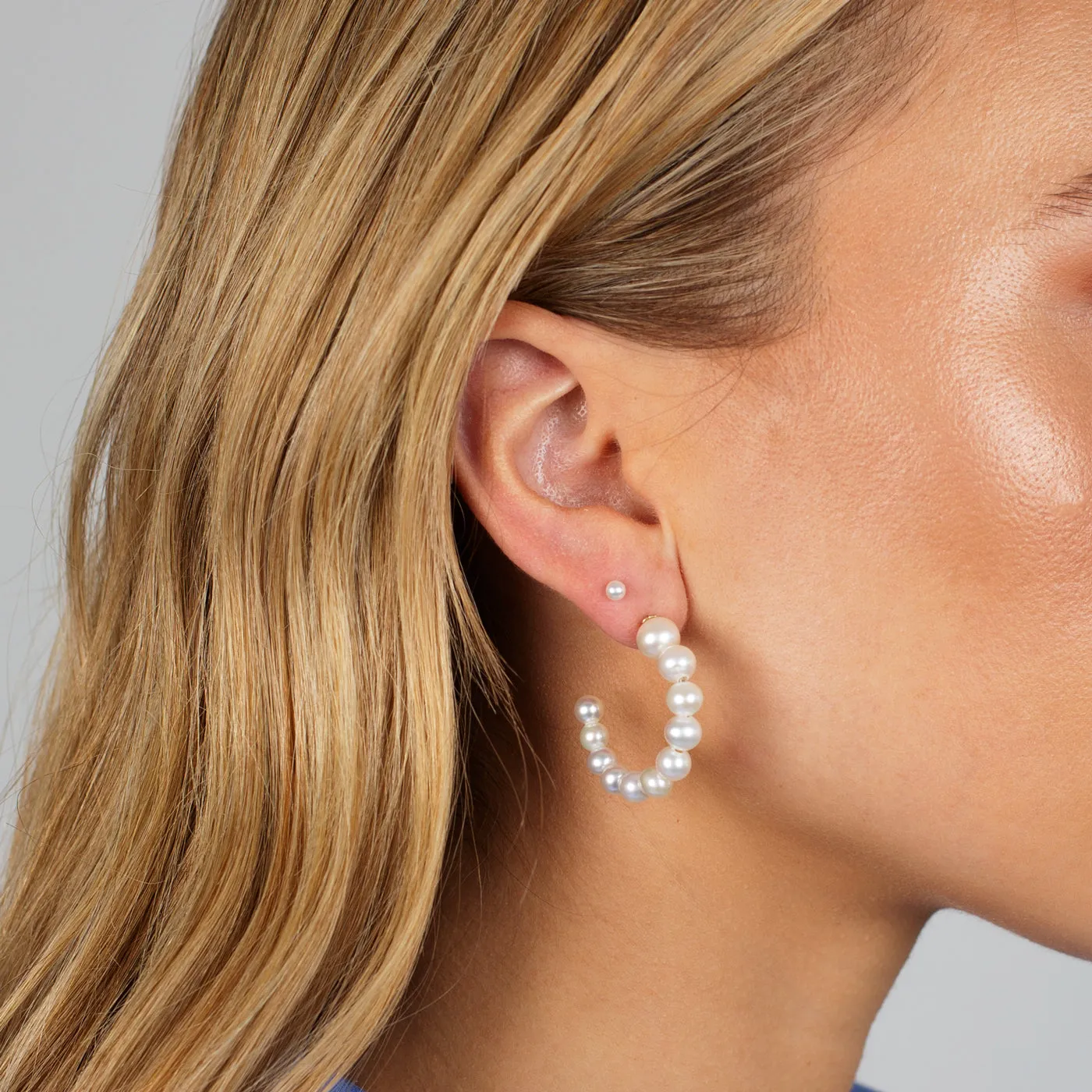Tiny Pearl Threaded Stud Earring 14K