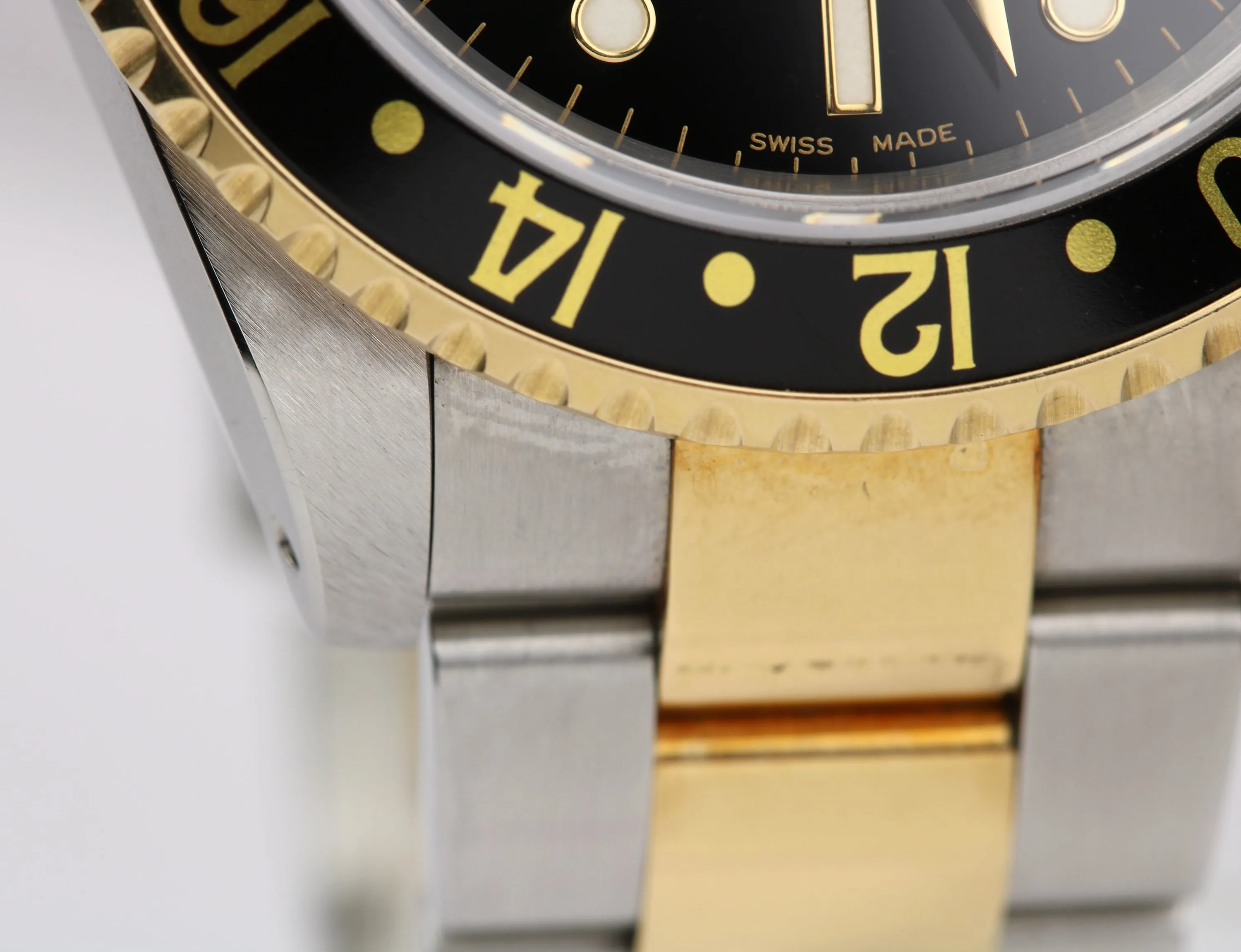 UNPOLISHED TOP CONDITION Rolex GMT-Master II Two-Tone P 18K Gold Watch 16713