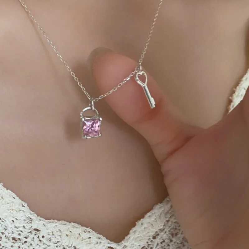Vintage Double Sided Heart Pendant Necklace For Women
