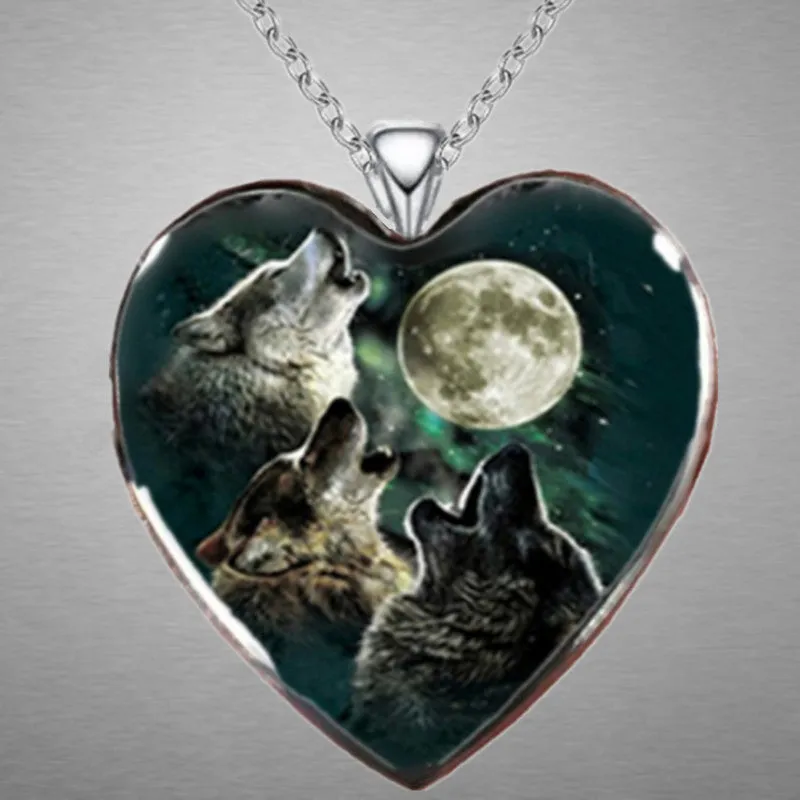Vintage Wolf Pendant Necklace Holiday Gift