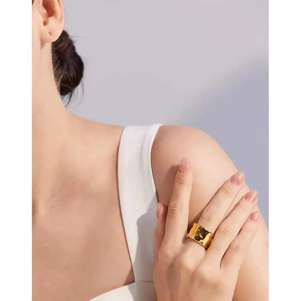 Wide Minimal Ring