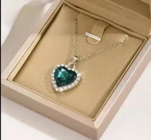 Women Necklace Heart Pendant & Chain Jewelry For Gift Sale Fast Shipping