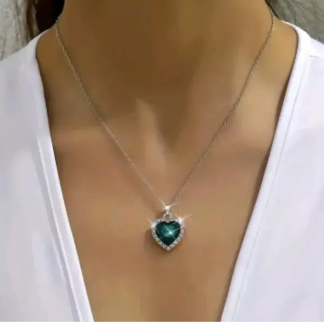 Women Necklace Heart Pendant & Chain Jewelry For Gift Sale Fast Shipping