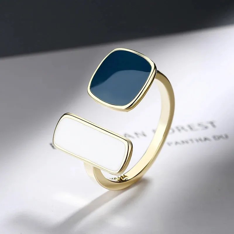 Women's Fashion Geometric Open Rings Accessory Black/White Round Epoxy Glossy Disk Female Trendy Golden Ring Jewelry Best Gifts