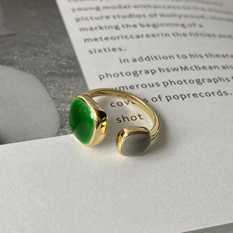 Women's Fashion Geometric Open Rings Accessory Black/White Round Epoxy Glossy Disk Female Trendy Golden Ring Jewelry Best Gifts